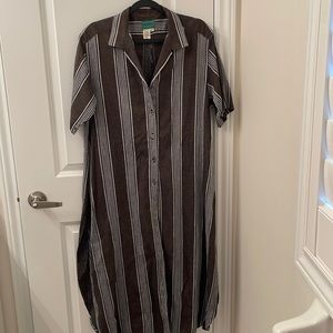 KENZO Paris : cotton linen button up t-shirt dress. Sexy slits for fun
